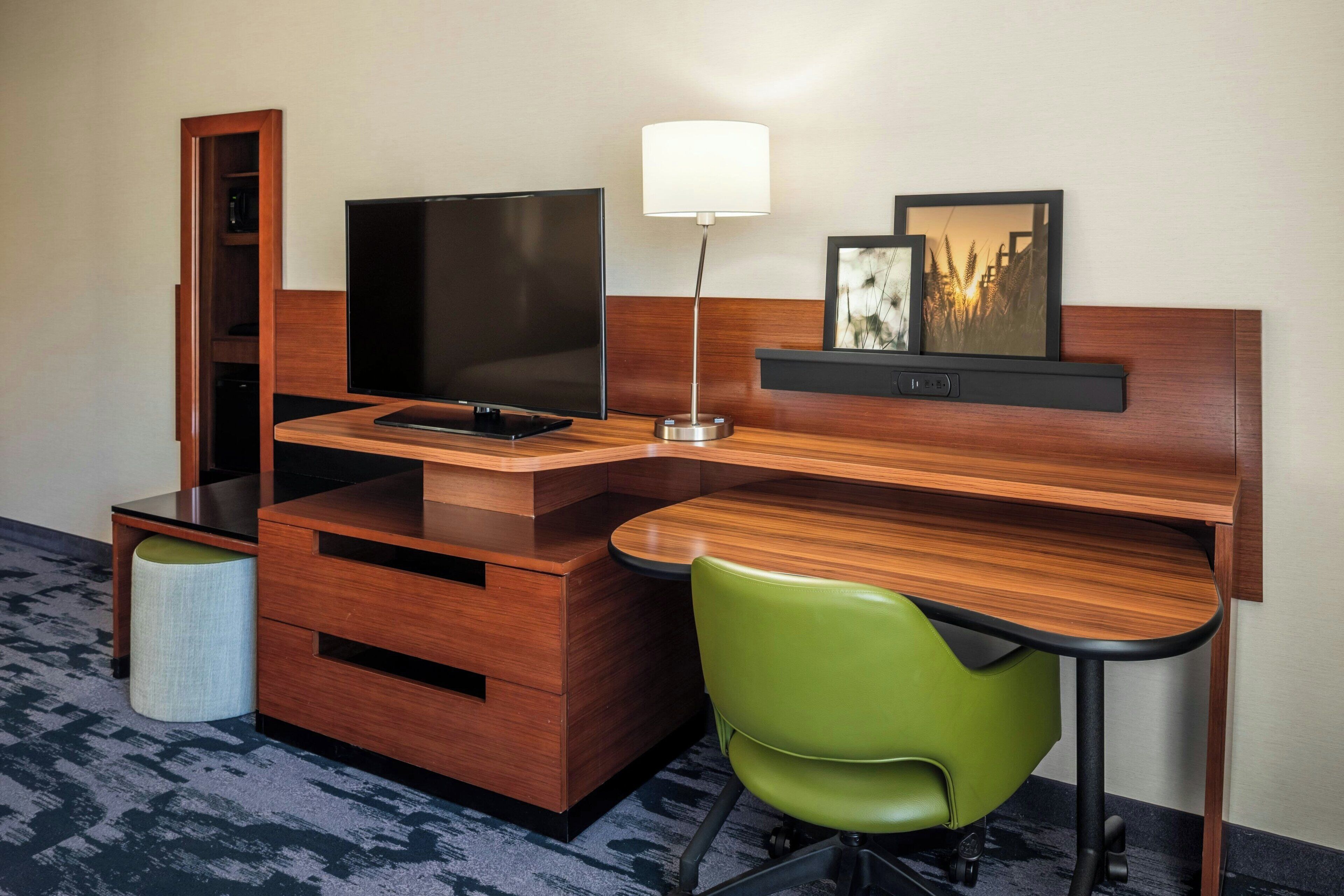 Desk, iron/ironing board, free WiFi, alarm clocks