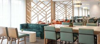 DoubleTree by Hilton Miami North I-95