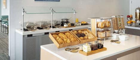 Daily cooked-to-order breakfast for a fee