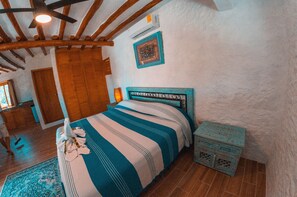 Premium bedding, minibar, in-room safe, travel cot - Ensueño Holbox and Beach Club (Isla Holbox)