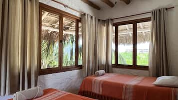 Ropa de cama de alta calidad y minibar
