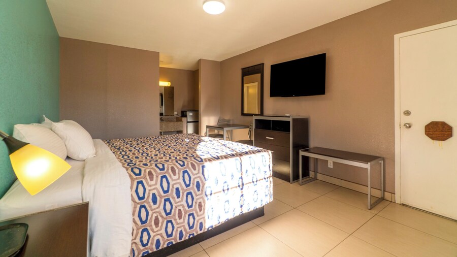 Woodfield Inn & Suites Hotel O, Yoakum TX 111