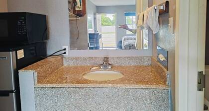 Woodfield Inn & Suites Hotel O, Yoakum TX 111