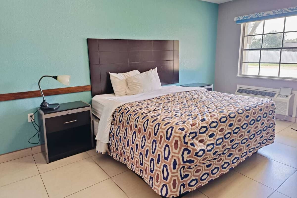 Desk, free WiFi, bed sheets