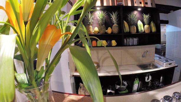 Daily buffet breakfast for a fee - L'AUBERGE INN - Hostel (Quito)