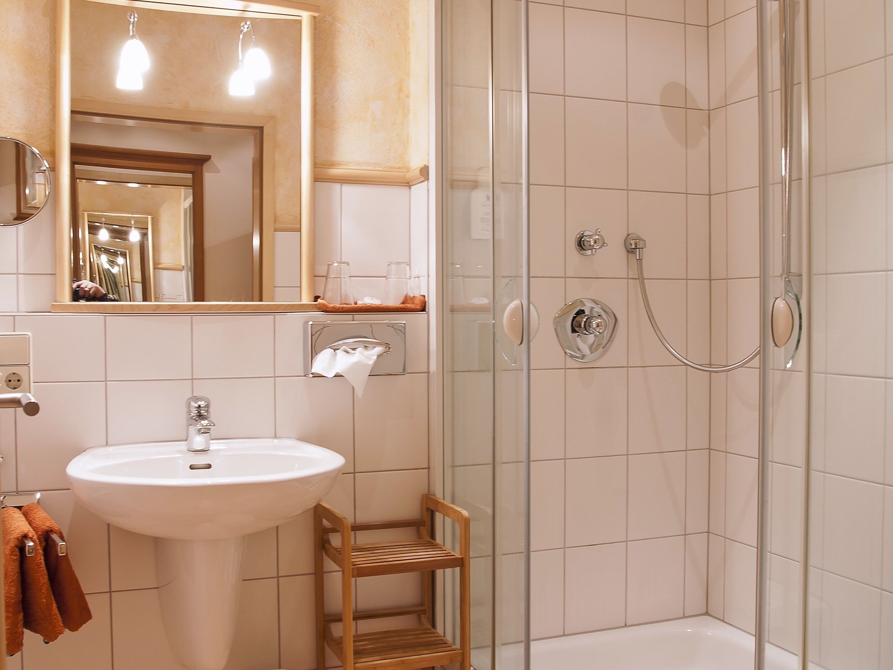 Habitación clásica doble, baño privado | Baño
