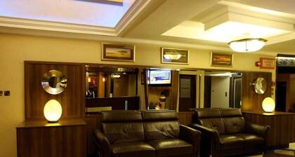 Summerdale Inn