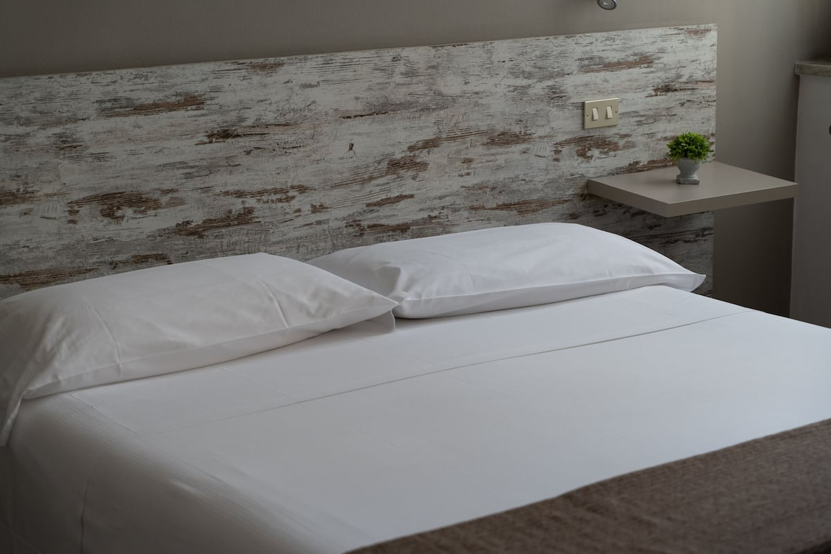 classic double room, 1 bedroom, ensuite | 1 bedroom, premium bedding, desk, blackout curtains