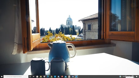 Premium bedding, desk, blackout curtains, soundproofing. Hotel Mom Assisi