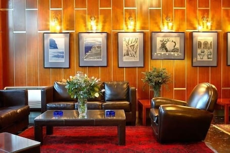 Sala de estar en el lobby
