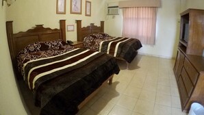 Double Room | Desk, WiFi (free) - Mario's Inn (Ramos Arizpe)