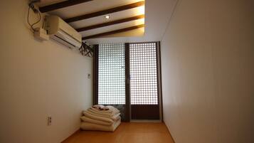 Traditional Room (Hanul) | Free WiFi