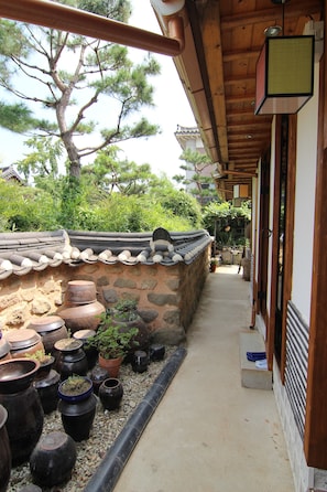 Exterior detail - Sungsim (Jeonju)