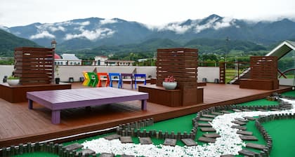 Nogodan Guesthouse & Hotel