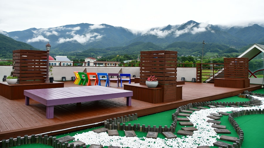 Nogodan Guesthouse & Hotel