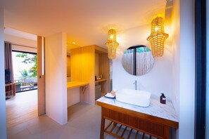Villa Deluxe, 1 cama matrimonial, vista al mar | Minibar, caja de seguridad en la habitación, escritorio y wifi gratis 