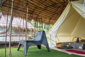 Castaway room with Twin bed | 1 bedroom, individually furnished, free WiFi, bed sheets