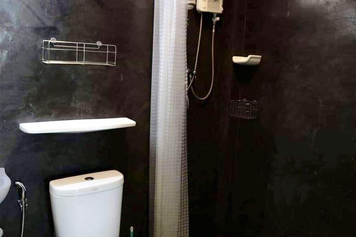 shower, towels