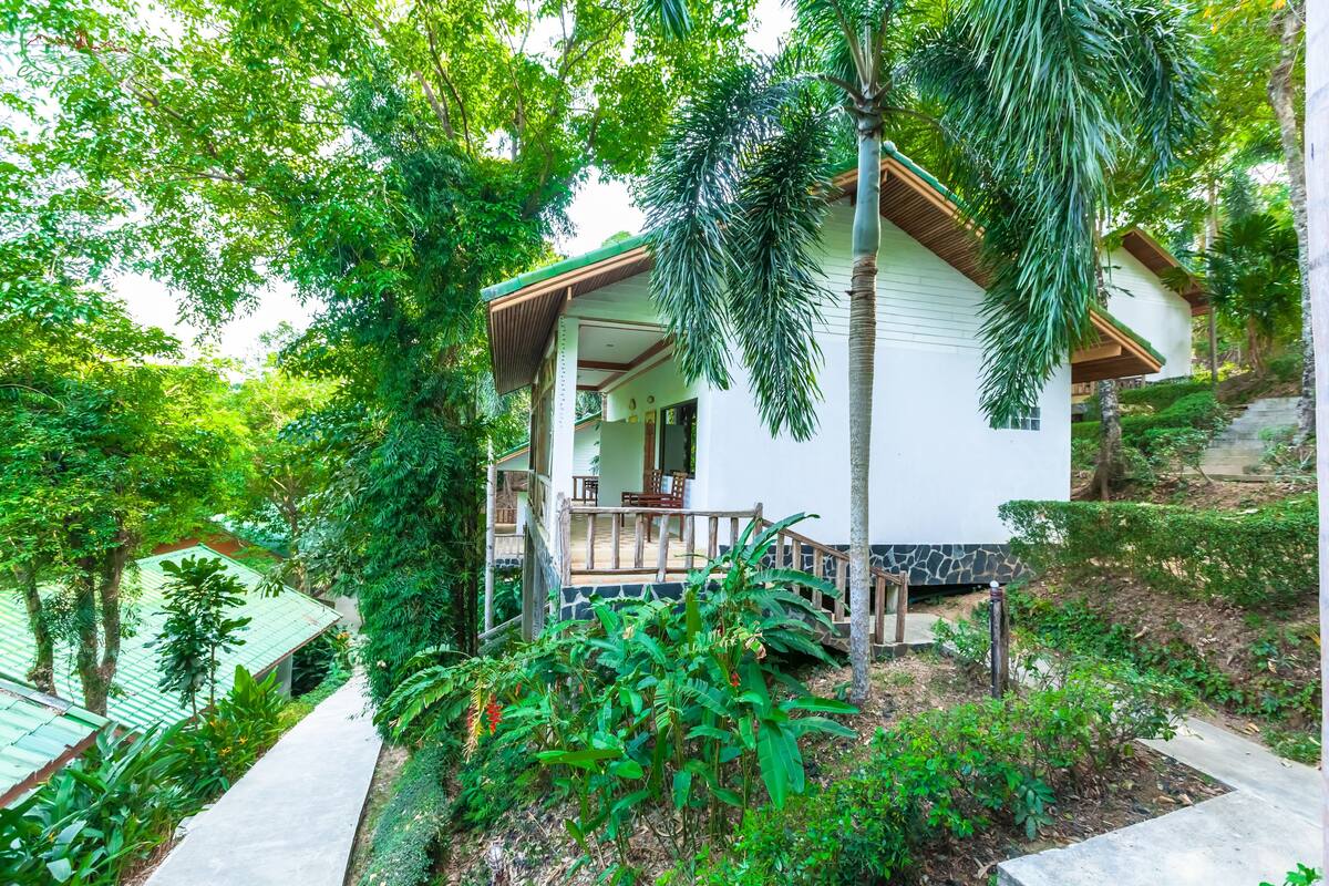 Standard Hillside | 객실 내 금고, 무료 WiFi