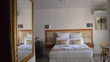 Caja de seguridad en la habitación, escritorio y wifi gratis