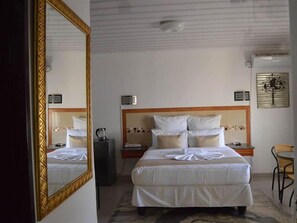 Habitación Deluxe | Caja fuerte, escritorio, wifi gratis