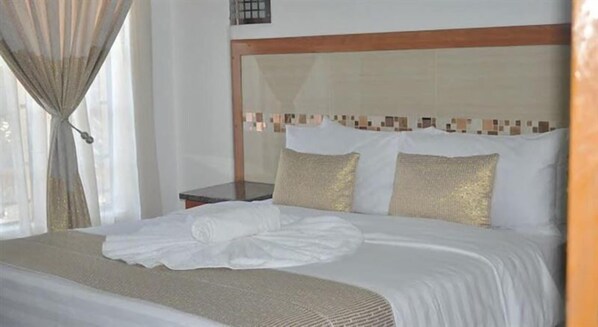 Habitación Deluxe | Caja fuerte, escritorio, wifi gratis