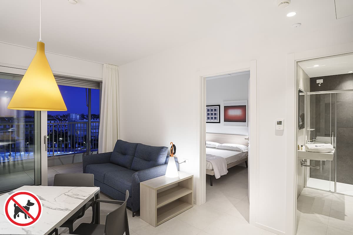 Prestige Apartment, 1 Bedroom, Sea View | 客房景觀