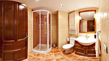 House, 3 Bedrooms | Bilik Mandi | Pancuran mandi, kelengkapan dandanan diri percuma, pengering rambut