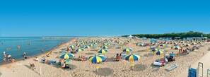 Private beach, sun-loungers, beach umbrellas, scuba diving