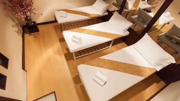 Aromatherapy, Thai massages, reflexology