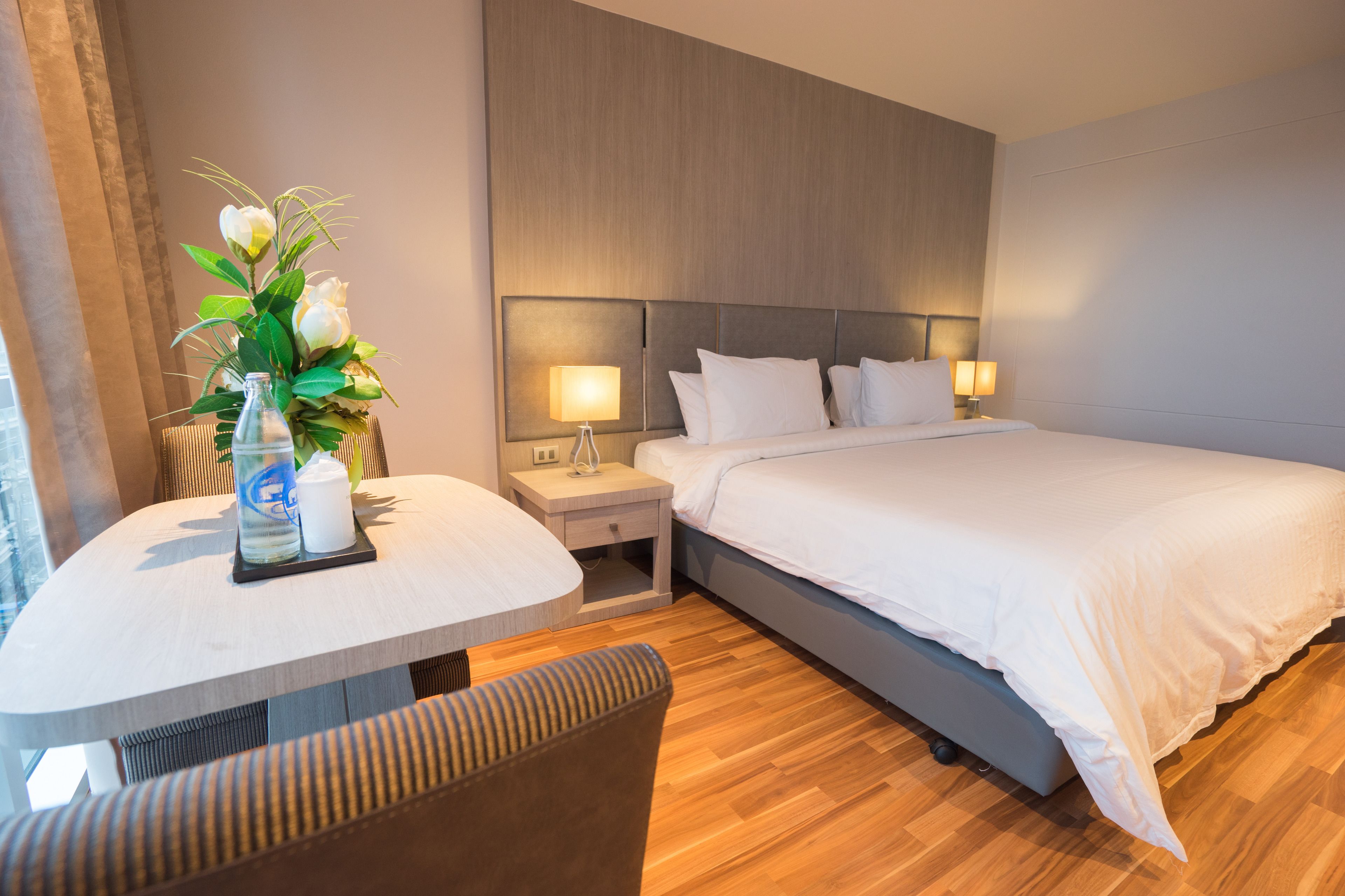 superior double room | minibar, in-room safe, desk, blackout curtains