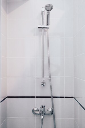 Appartement de base (Kowalska 8/11) | Salle de bain