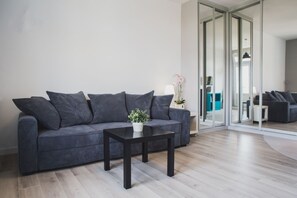 Leilighet (Sunny, Obroncow Poczty Polskiej 8) | Oppholdsrom