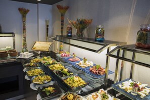 Daily buffet breakfast (EUR 15 per person)