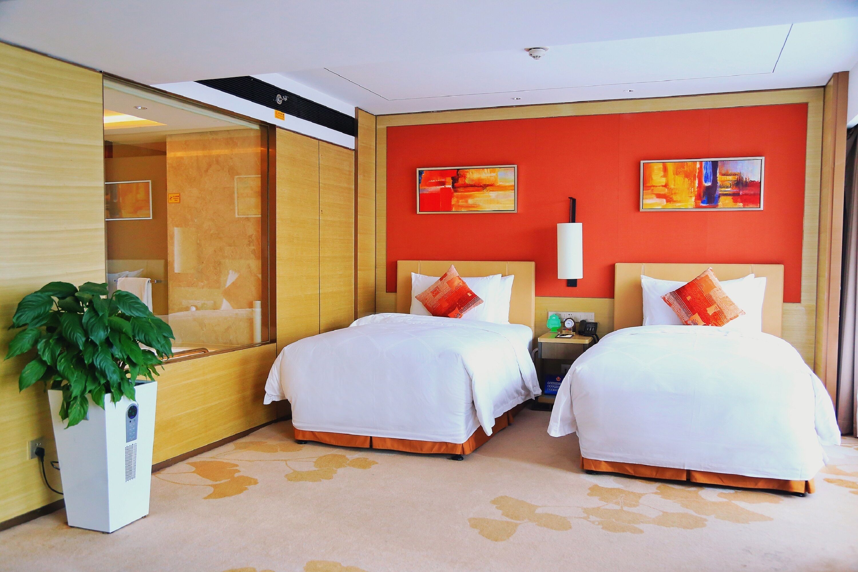 1 bedroom, minibar, in-room safe, desk