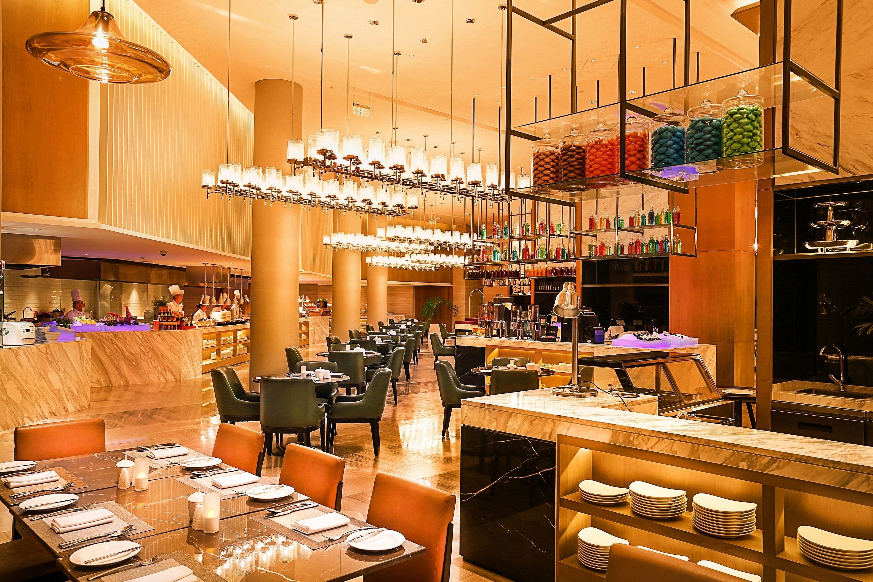 2 restaurants, breakfast, lunch, dinner served; chinese cuisine