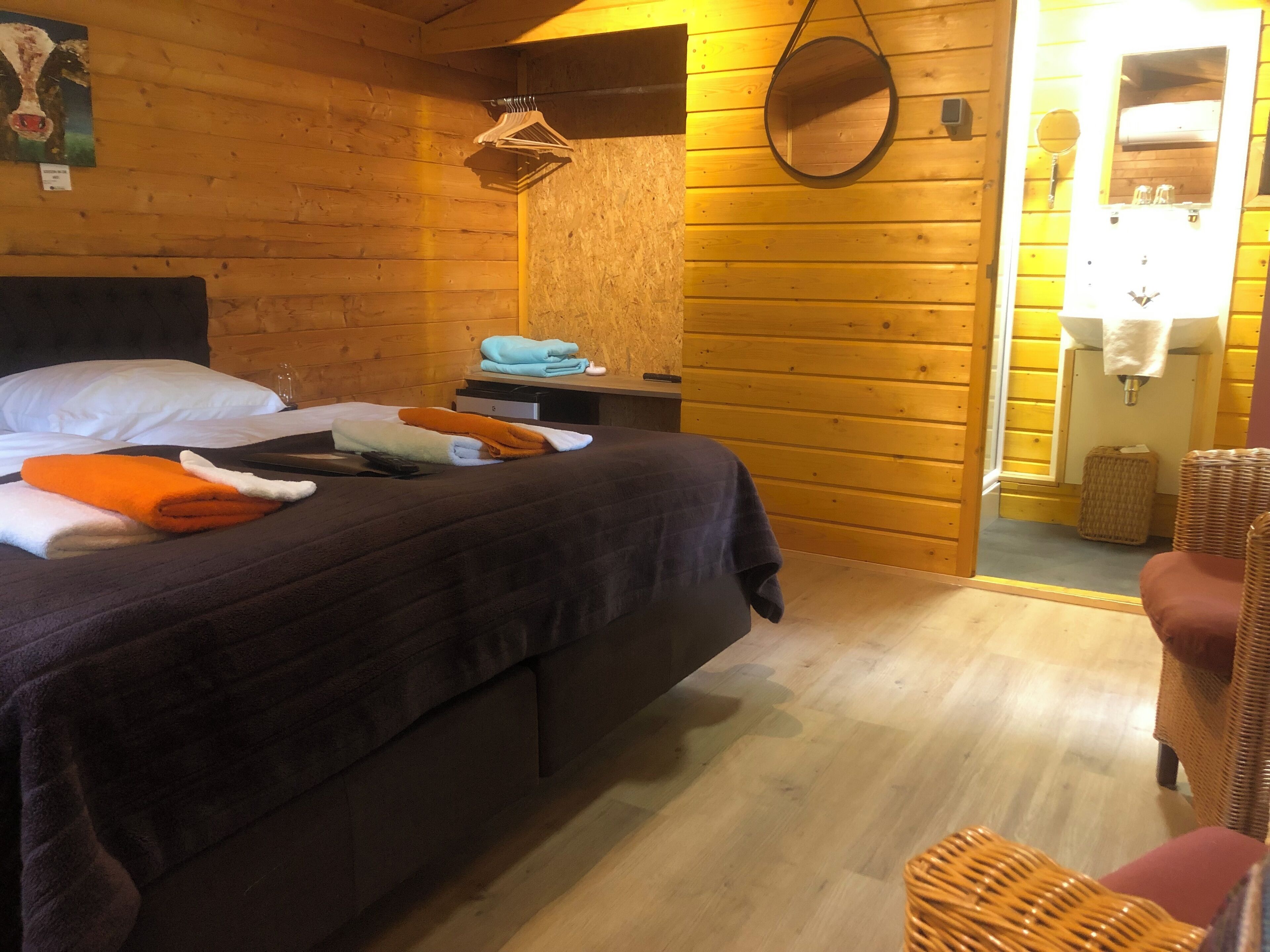 romantic double room, 1 bedroom, patio, garden area | 1 bedroom, hypo-allergenic bedding, minibar, individually decorated