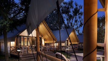 Luxury Tent | Ausblick vom Zimmer