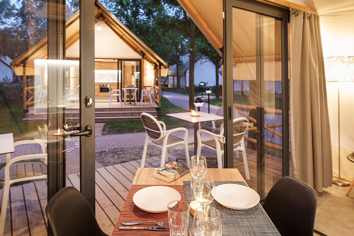 Luxury Tent | ลานระเบียง/นอกชาน