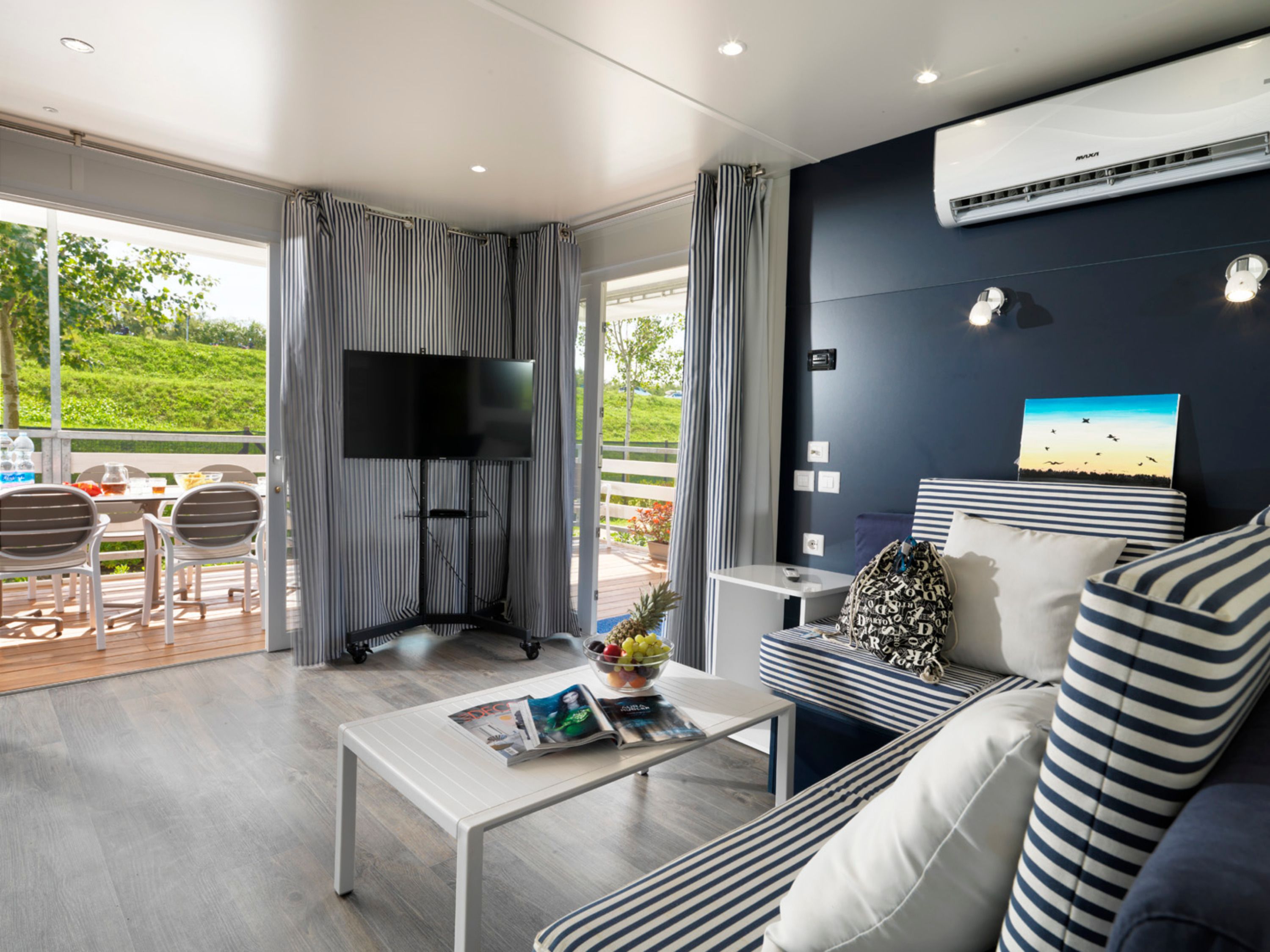 Husvogn – executive, 3 soverom | Oppholdsrom | Bordtennis