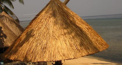 Larantuka Beach Apartments
