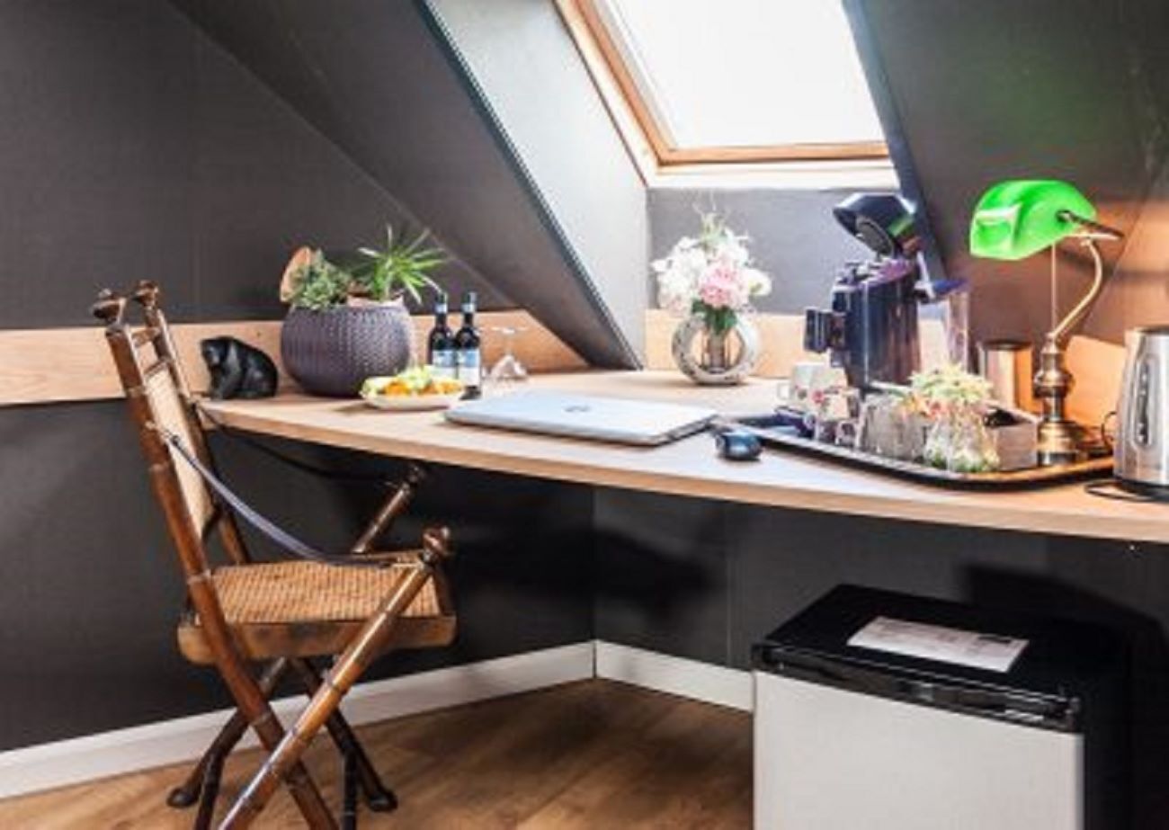 double room (amethist) | 1 bedroom, minibar, blackout curtains, free wifi