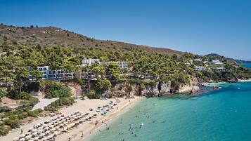 私人海灘、躺椅、遮陽傘、海灘浴巾