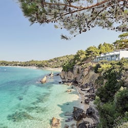 Private beach, sun loungers, beach umbrellas, beach towels