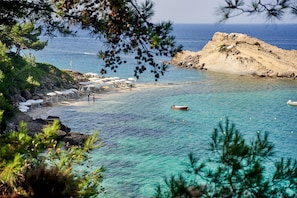 Private beach, sun loungers, beach umbrellas, beach towels