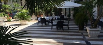 Hotel La Perla