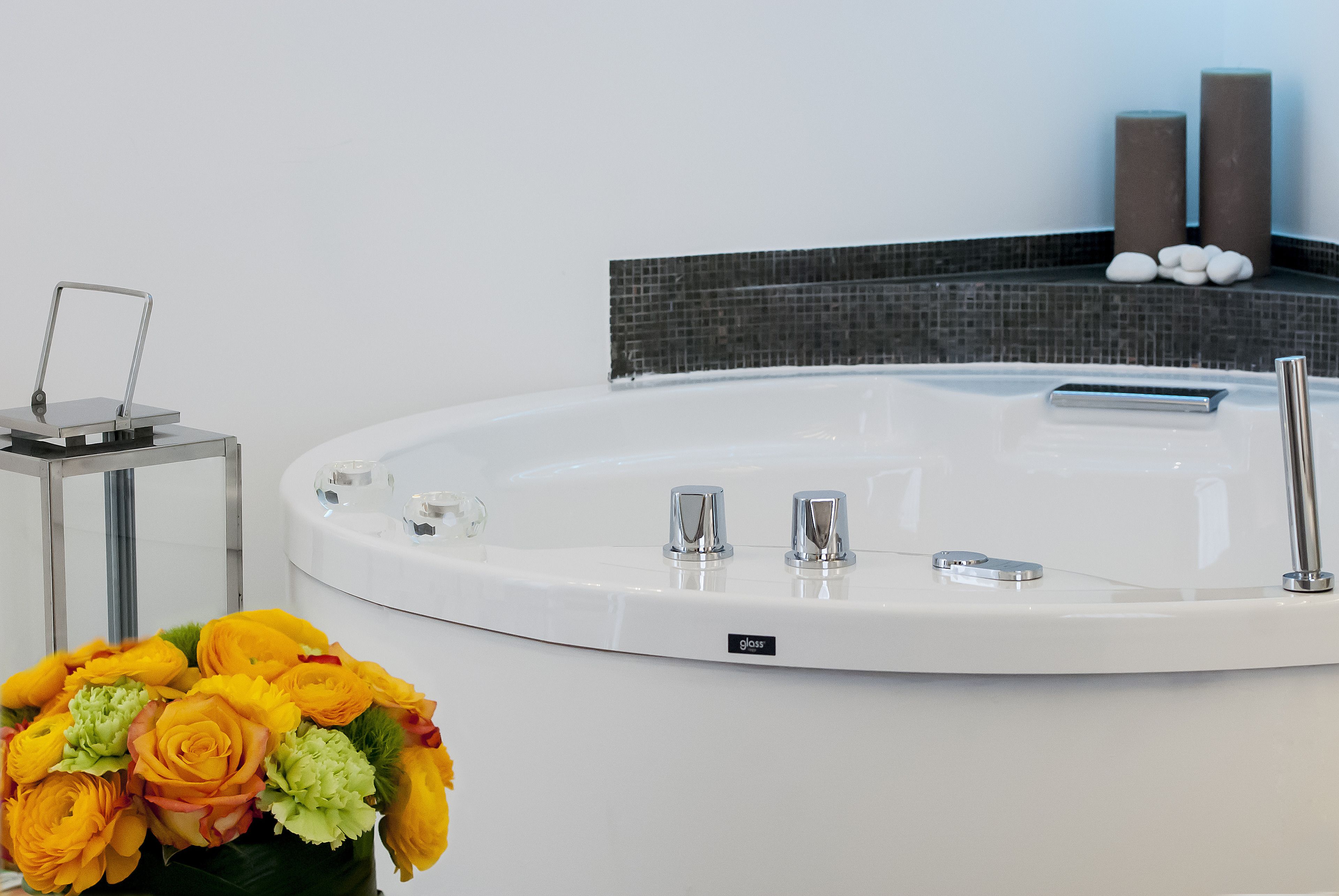 Bathtub besar