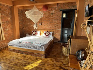 Deluxe Room With Private Balcony, Lake View Breakfast Included | Premium bedding, in-room safe, desk, laptop workspace