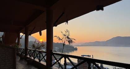 Nar-Bis Hotel