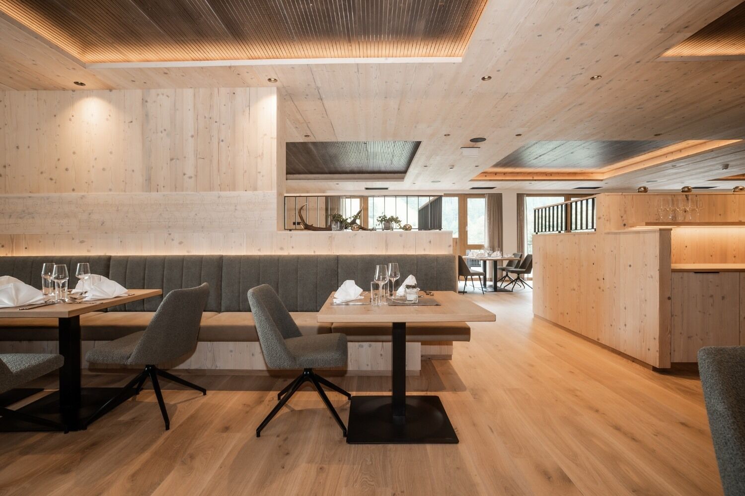 Breakfast and dinner served, Regional cuisine